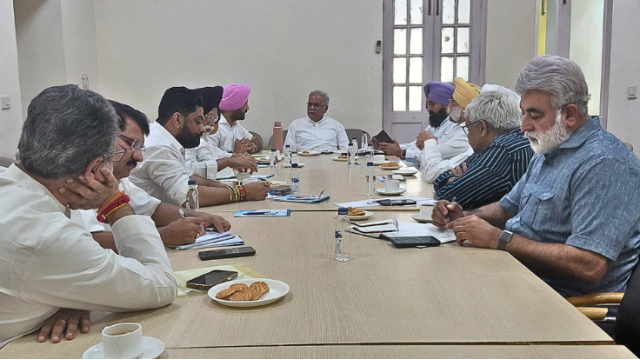 Congress-Meeting-In-Delhi-